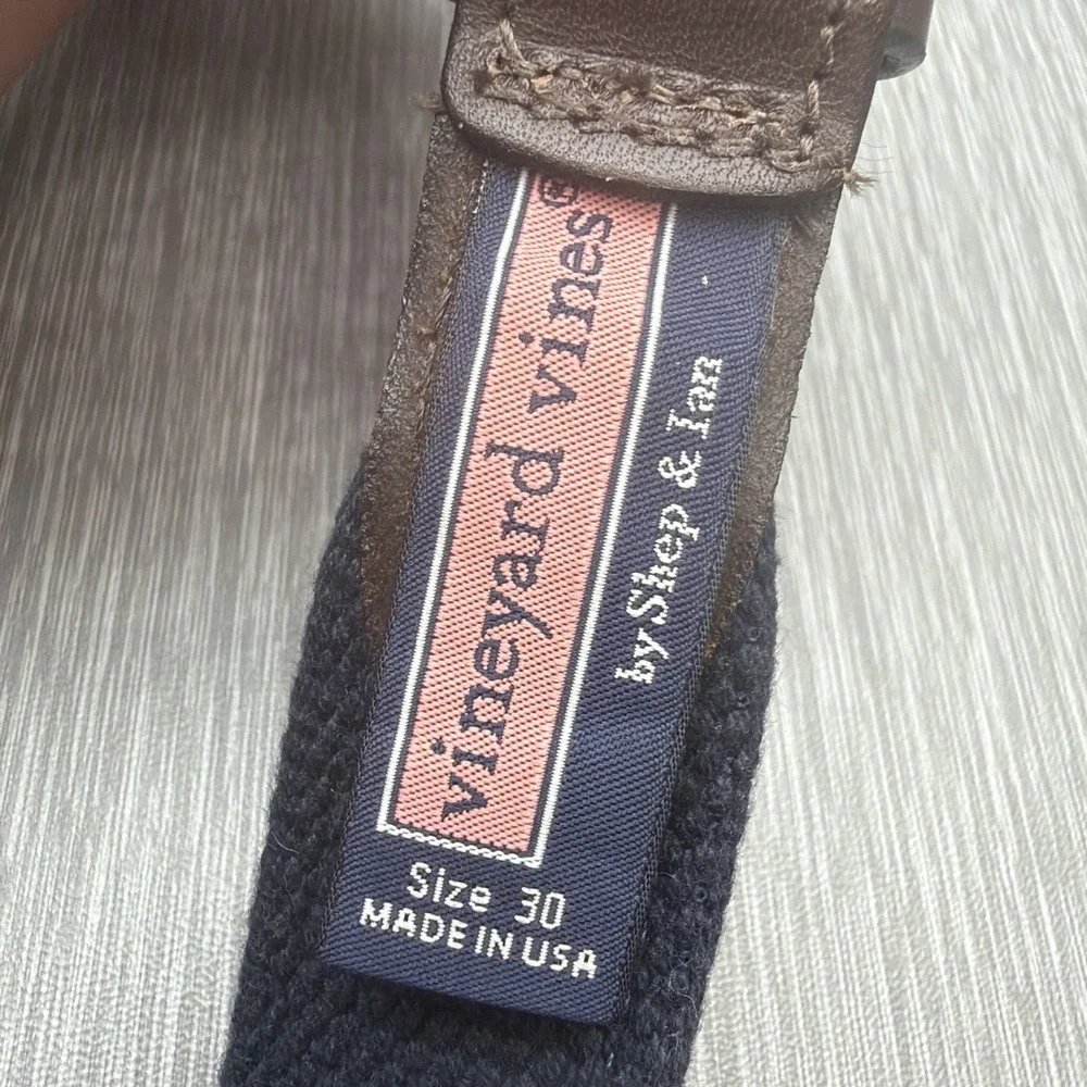 Vineyard Vines Mens Lacrosse LAX Ribbon Belt Leather Brass Buckle Size 30